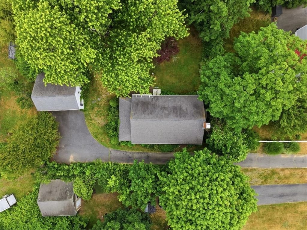 127 Pine Ave, Barnstable MA 02601 photo 26