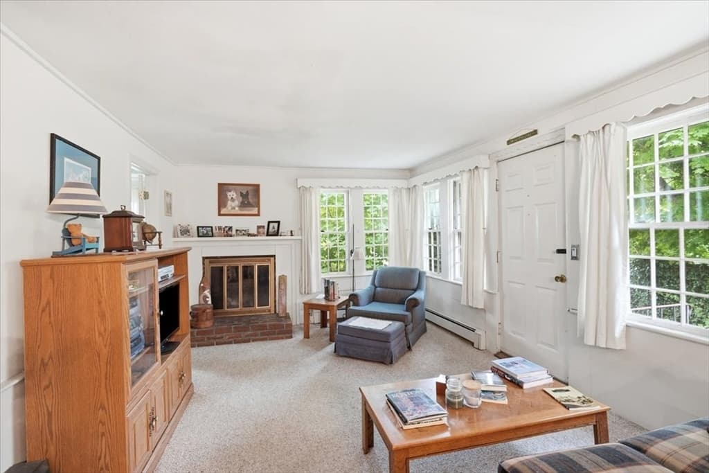 127 Pine Ave, Barnstable MA 02601 photo 10