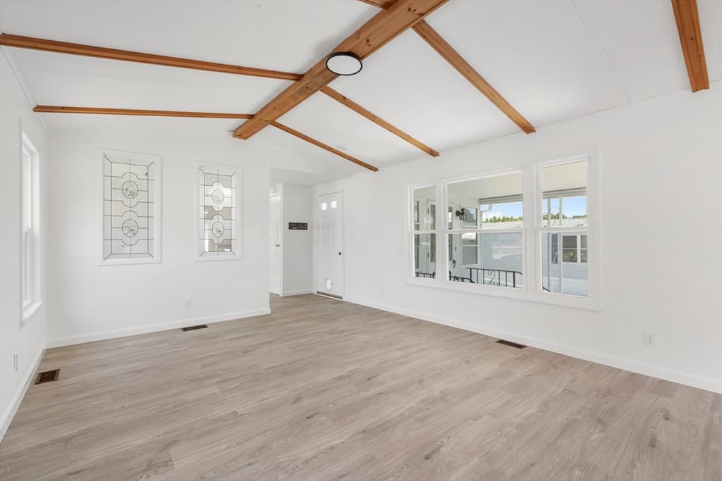 85 Amherst Ave, Taunton MA 02780 photo 13