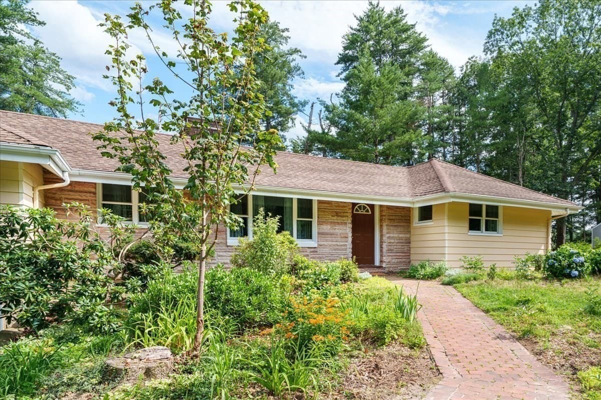 Single Family Residence at 13 Shore Ave, Maynard MA 01754, Maynard, photo 3 of 29