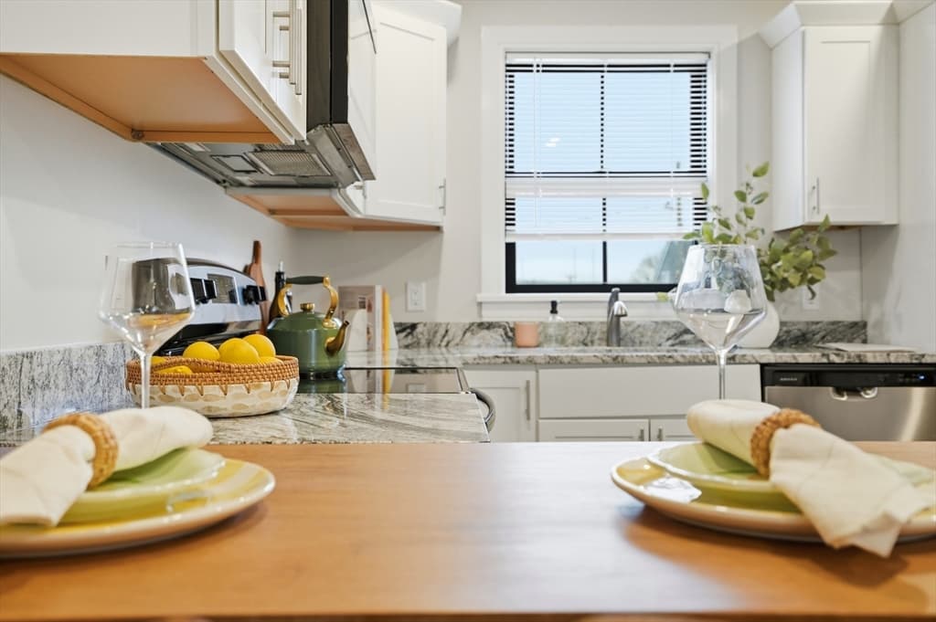 Condominium at 5 Water Street # 3, Plymouth MA 02360, Plymouth, photo 13 of 32