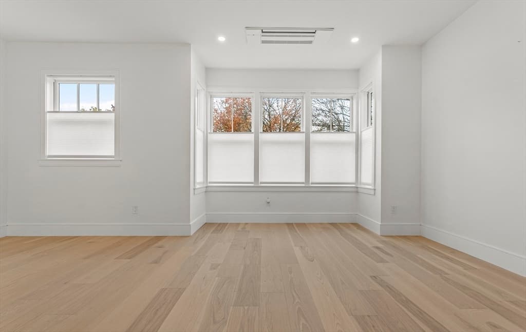 327 Alewife Brook Pkwy # B, Somerville MA 02144 photo 23