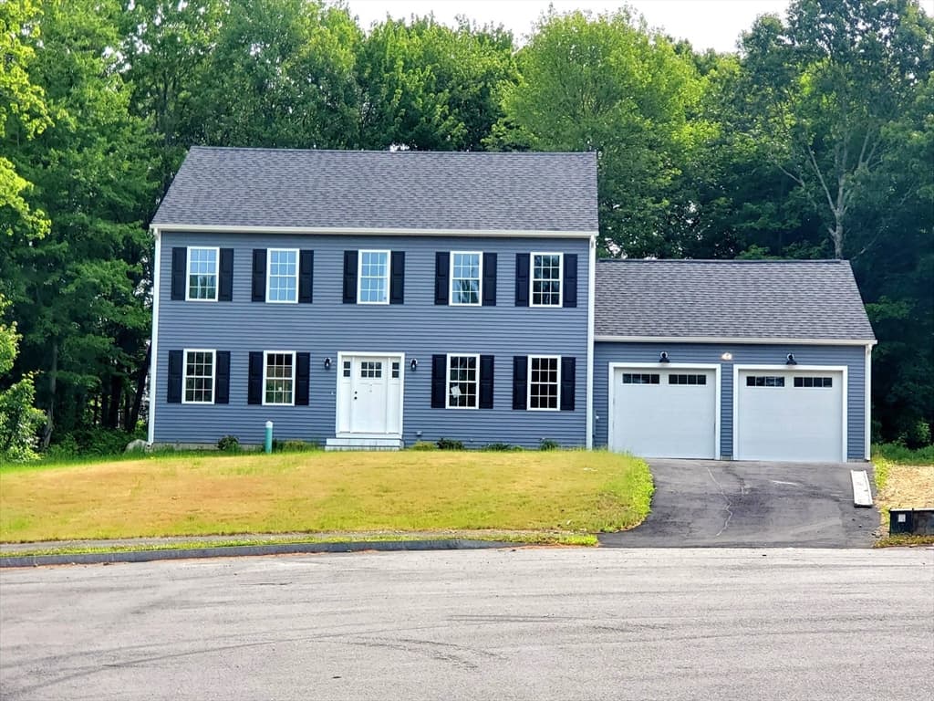 196 Arthur St, Brockton MA 02302