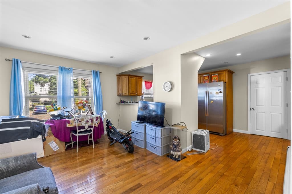 Multi Family at 20 Walter St, Boston MA 02136, Boston, photo 11 of 20