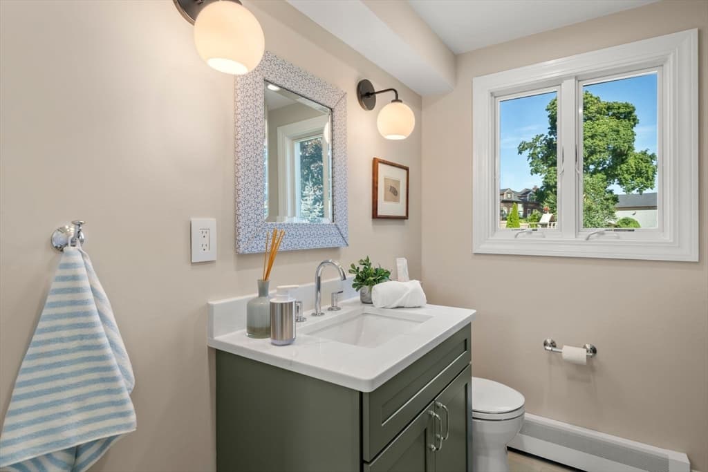 21 Hicks Point Rd, Duxbury MA 02332 photo 13