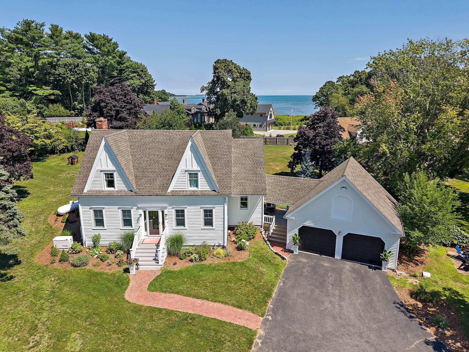 21 Hicks Point Rd, Duxbury MA 02332