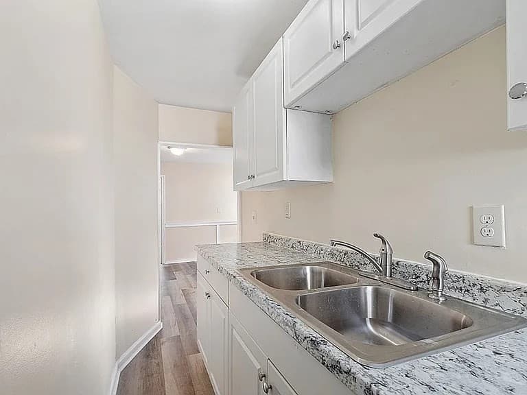 2 Grove St, Haverhill MA 01832 photo 12