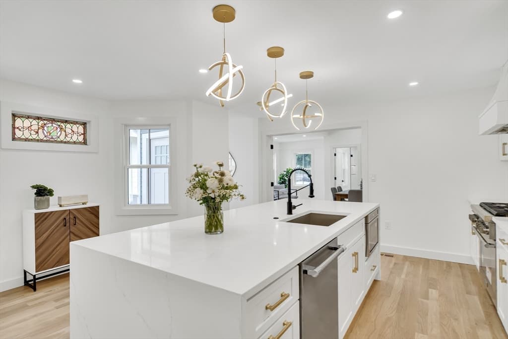 196 Prospect St, Cambridge MA 02139 photo 12
