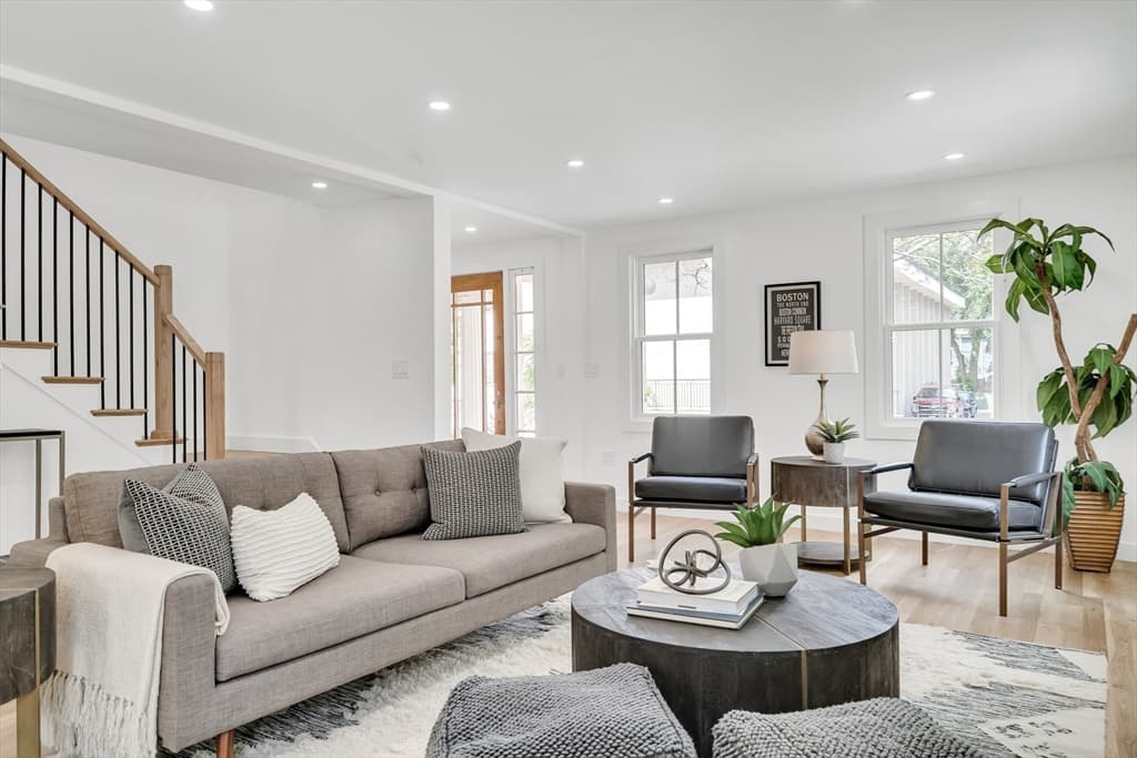 196 Prospect St, Cambridge MA 02139 photo 3