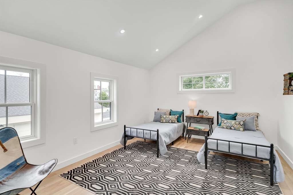 196 Prospect St, Cambridge MA 02139 photo 21