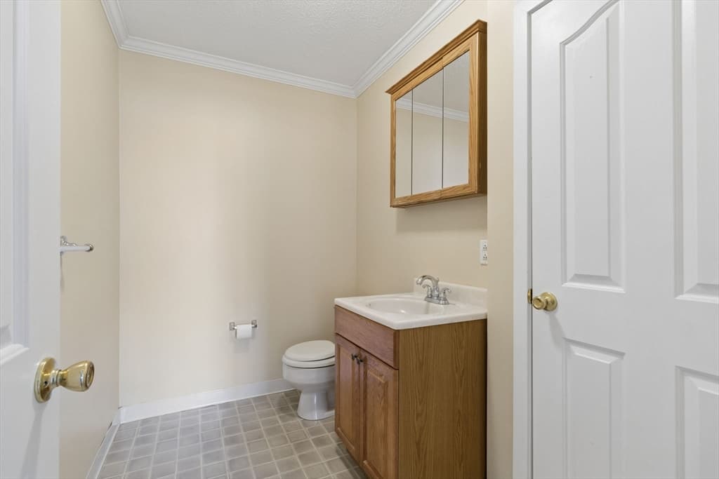 1508 Gorham # 306, Lowell MA 01852 photo 23