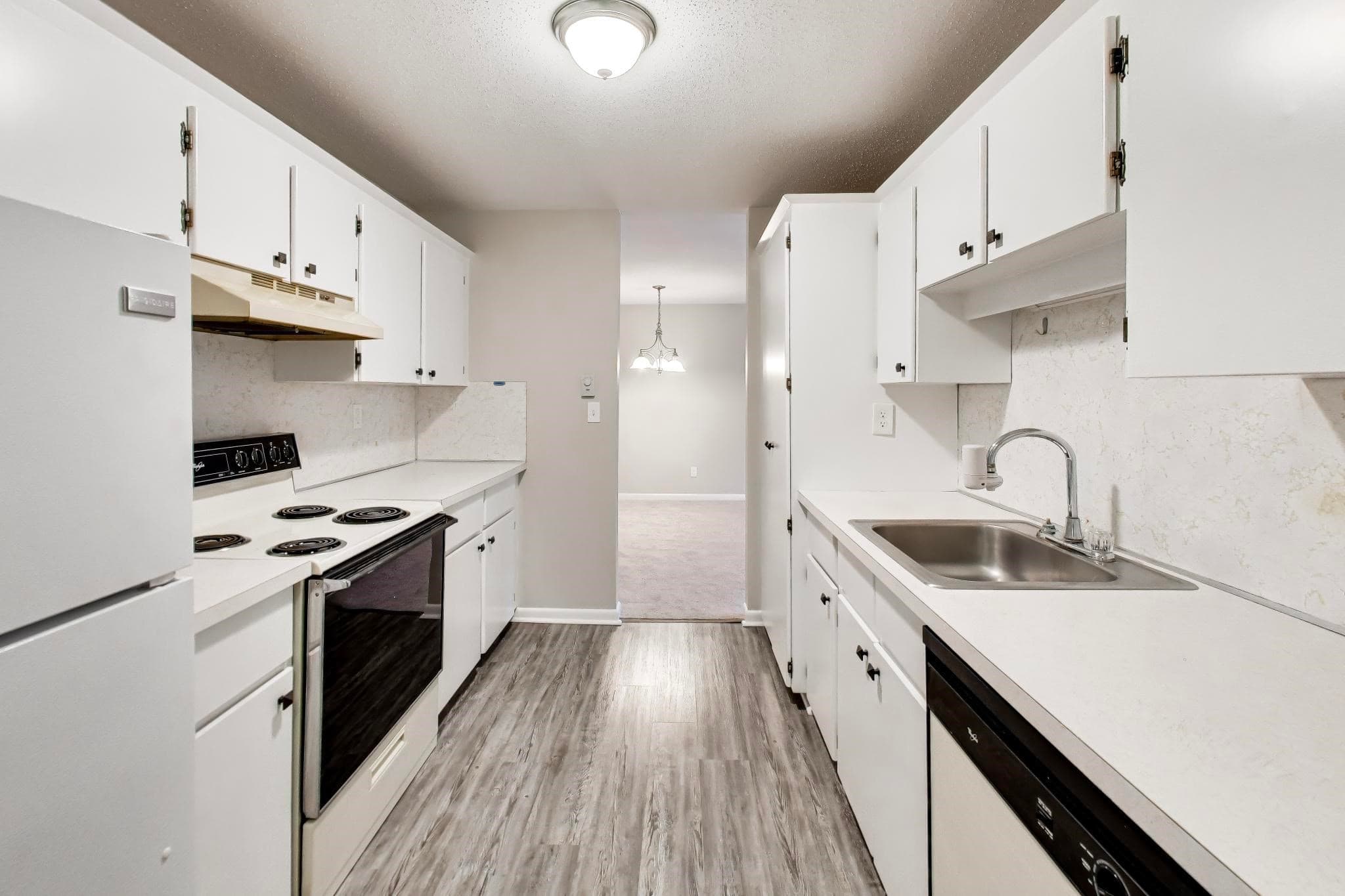 Condominium at 200 Manning Street # 27C, Hudson MA 01749, Hudson, photo 7 of 17