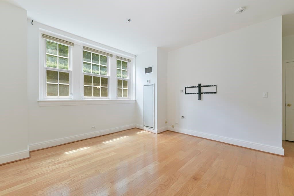 Condominium at 534 Beacon Street # 103, Boston MA 02215, photo 8 of 15