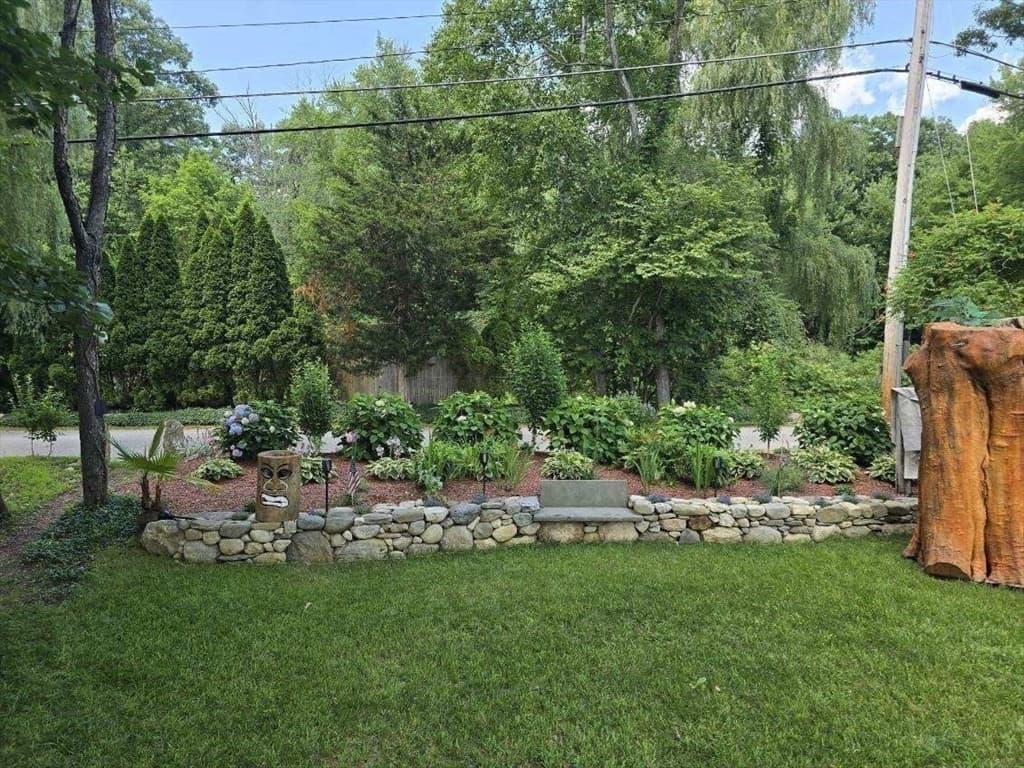 878 Flat Hill Rd, Lunenburg MA 01462 photo 5