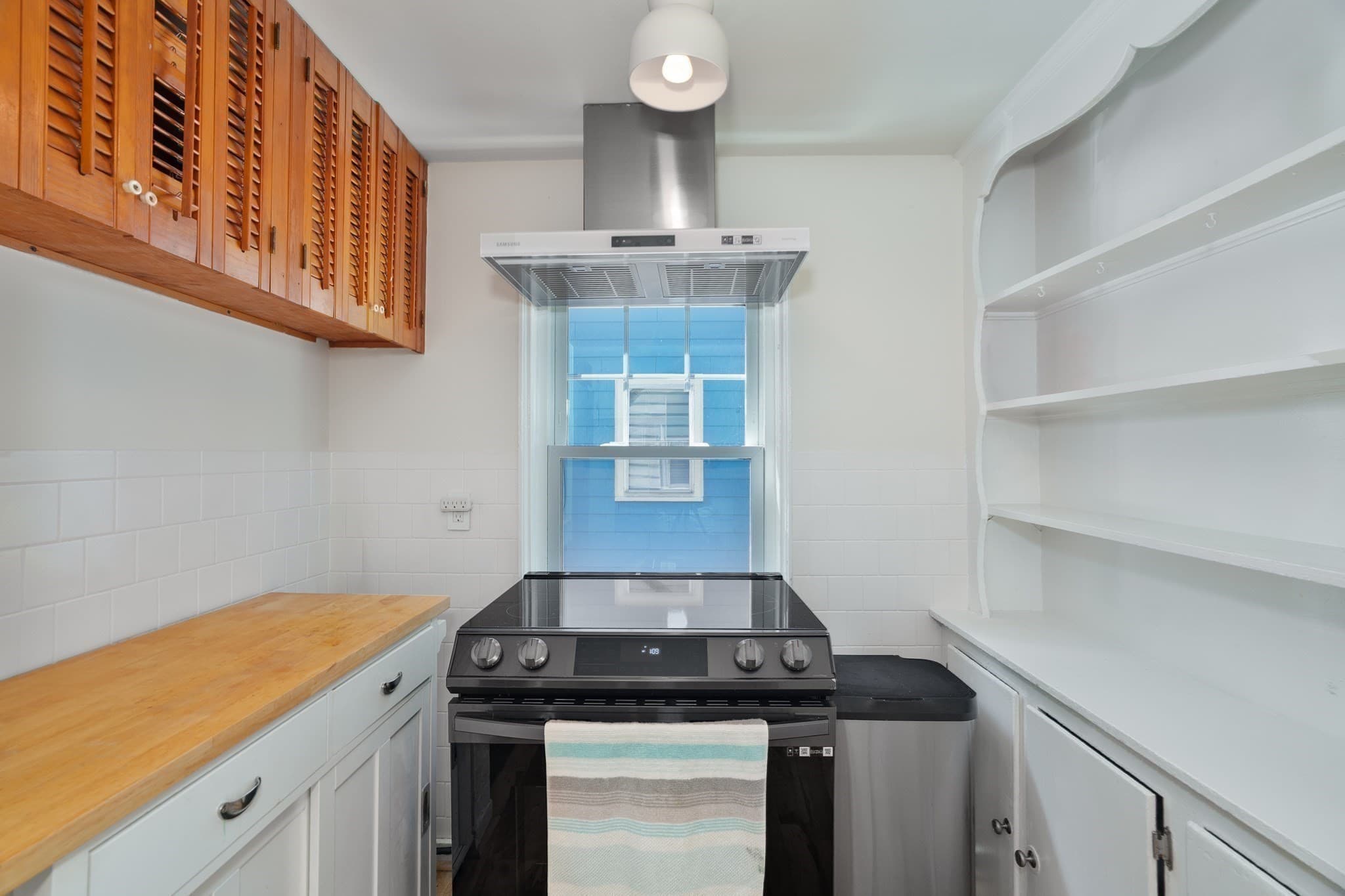 Single Family Residence at 567 Poplar Street, Boston MA 02131, Boston, photo 16 of 42