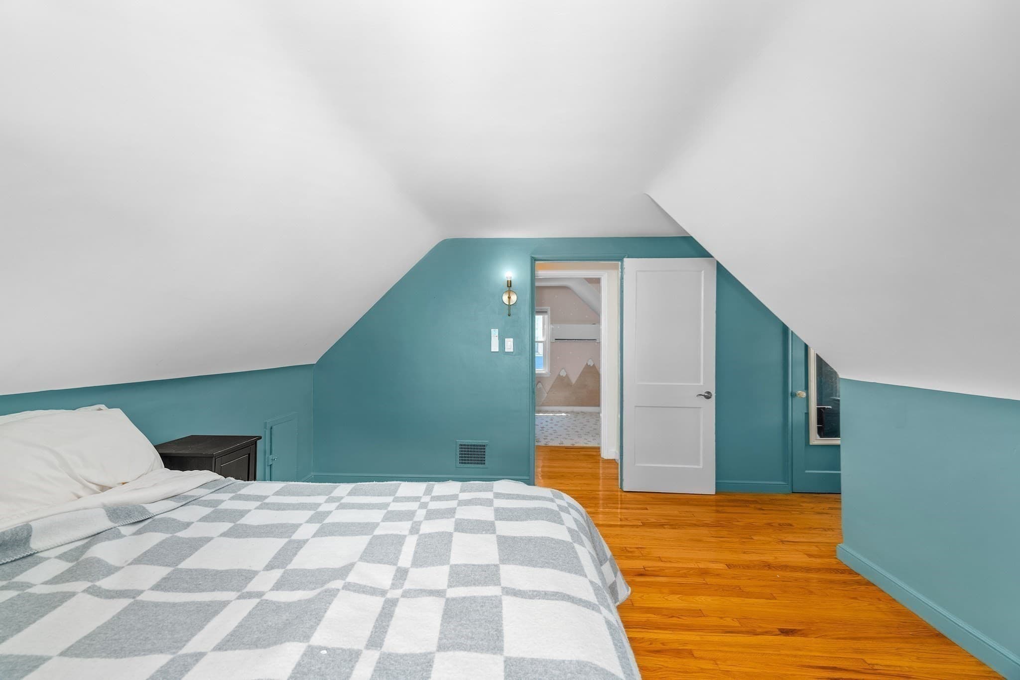 Single Family Residence at 567 Poplar Street, Boston MA 02131, Boston, photo 30 of 42