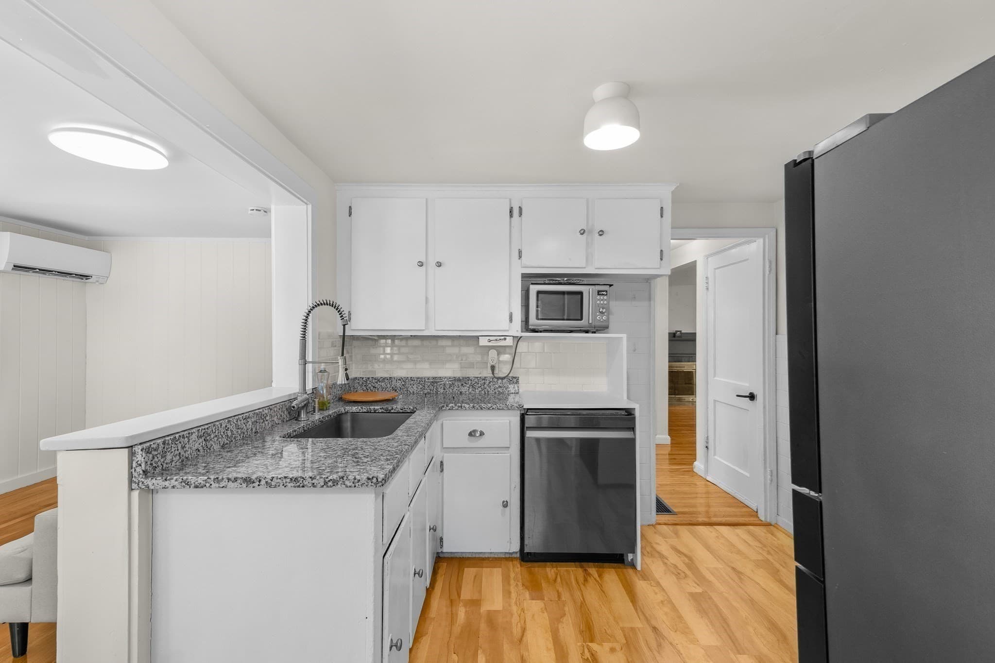 Single Family Residence at 567 Poplar Street, Boston MA 02131, Boston, photo 15 of 42