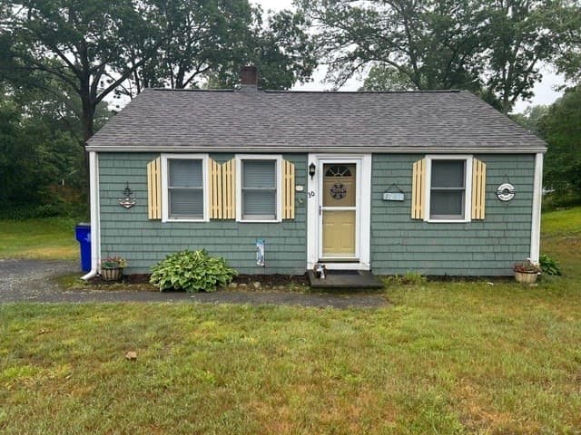 30 Marjorie Ave, Bourne MA 02559