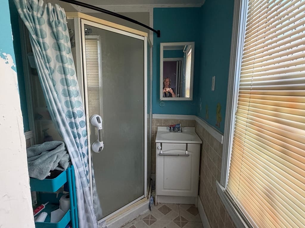 149 Franklin St, Fall River MA 02720 photo 14