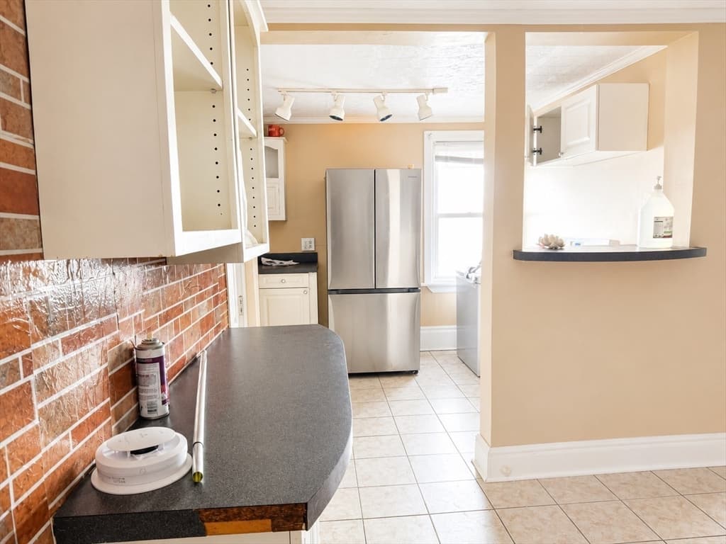149 Franklin St, Fall River MA 02720 photo 11