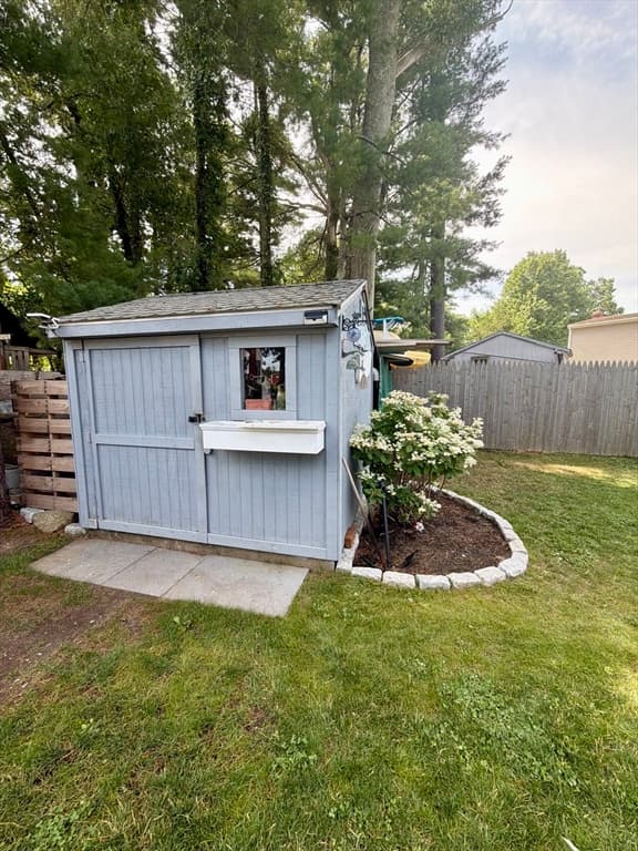 42 Crystal Lake Dr, Carver MA 02330 photo 9
