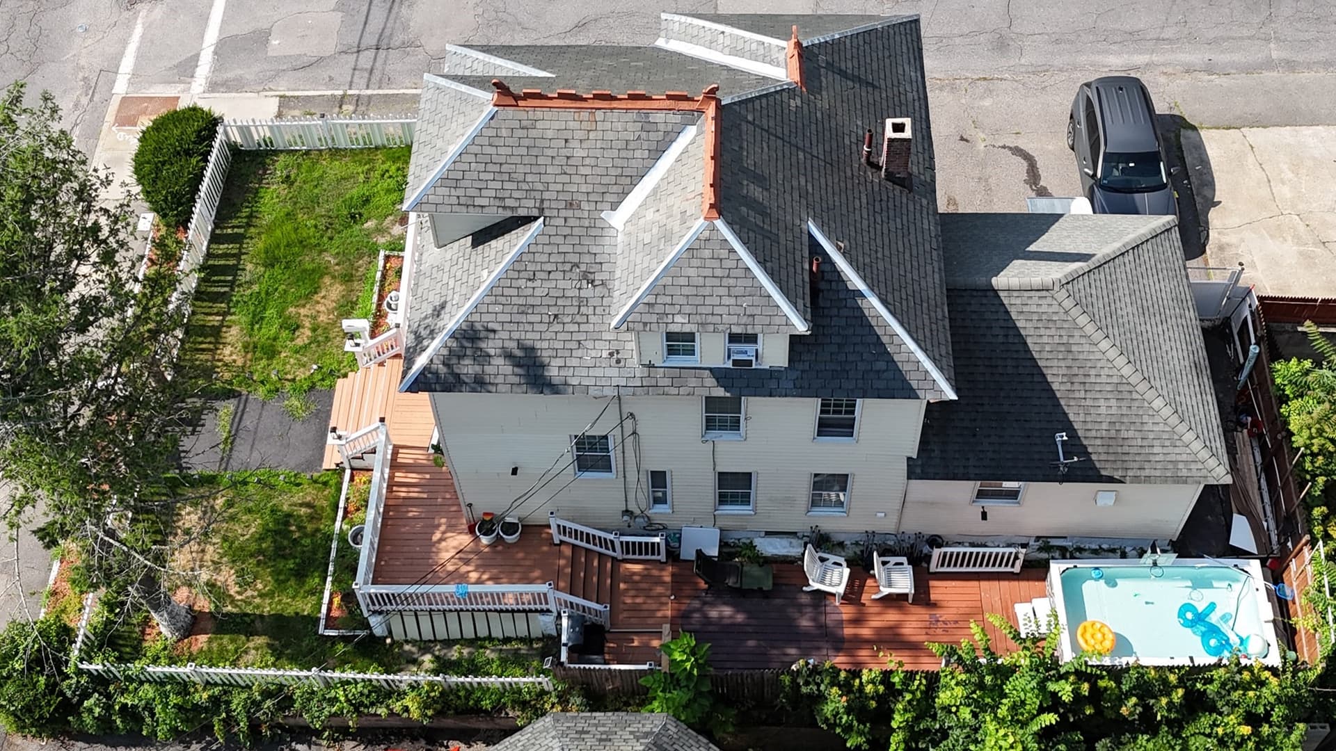Single Family Residence at 91 South St, Fitchburg MA 01420, photo 5 of 31