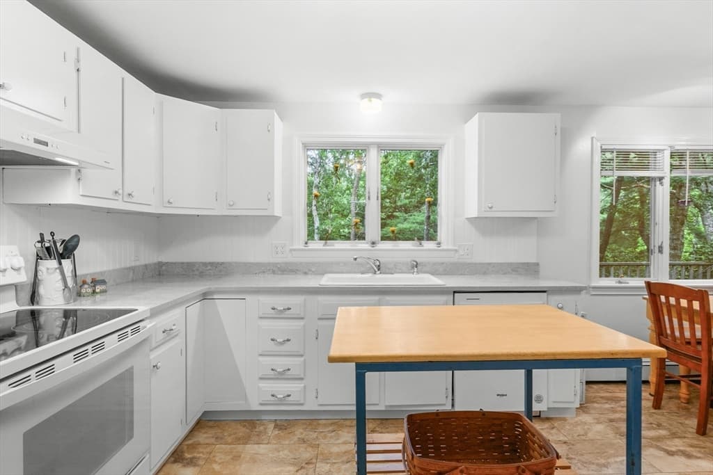 24 Faunce Mountain Rd, Sandwich MA 02563 photo 11