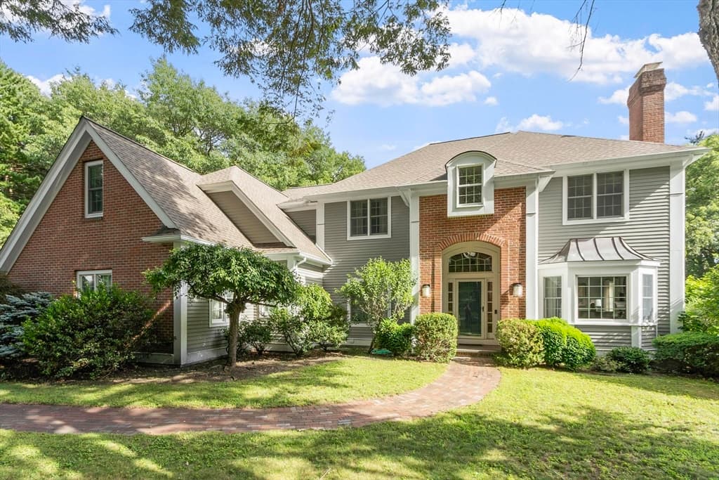 54 William Street, Andover MA 01810