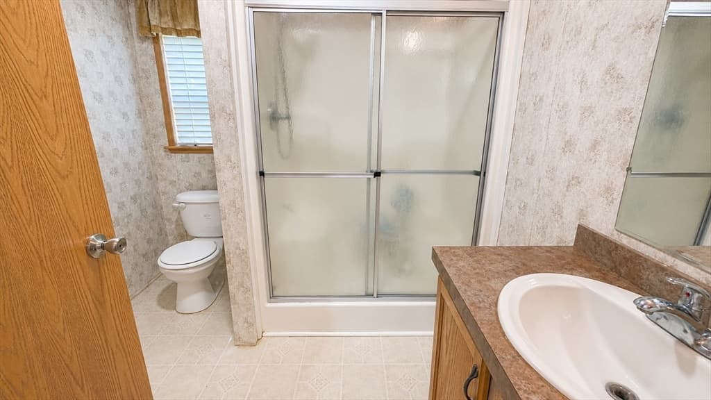 1 Breezy Bend, Auburn MA 01501 photo 12