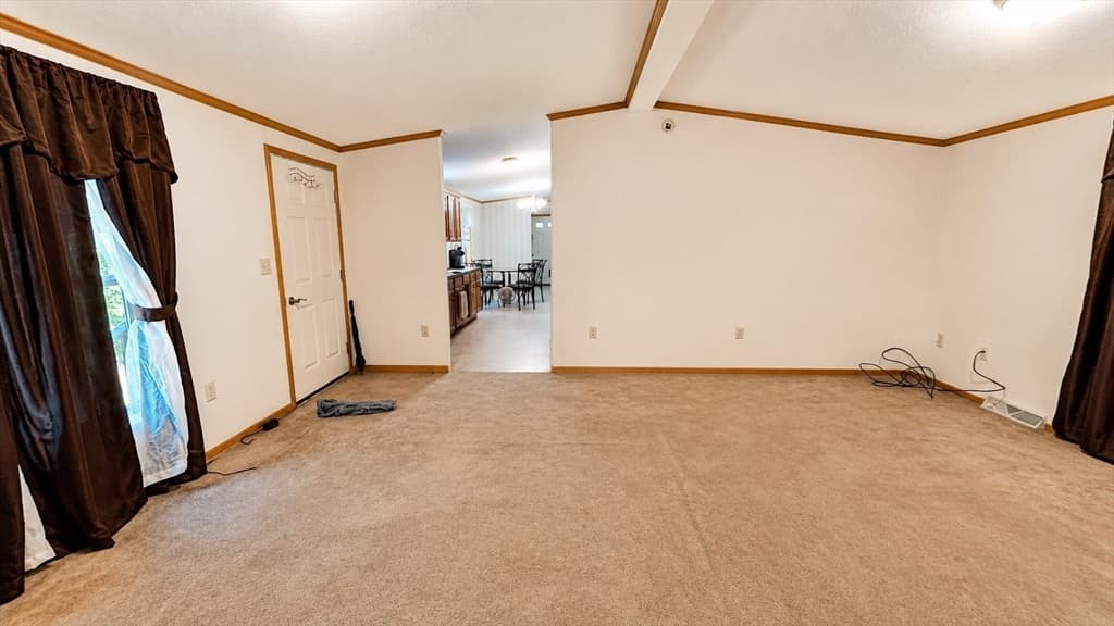 1 Breezy Bend, Auburn MA 01501 photo 3