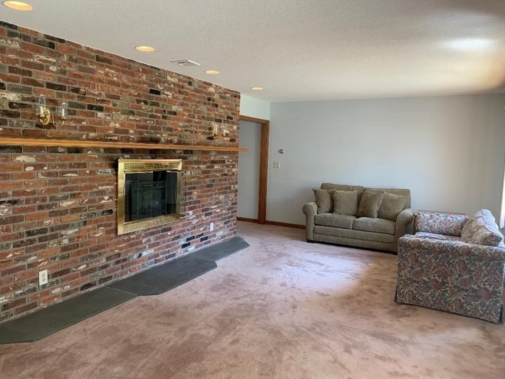 53 Hampden Road, East Longmeadow MA 01028 photo 14
