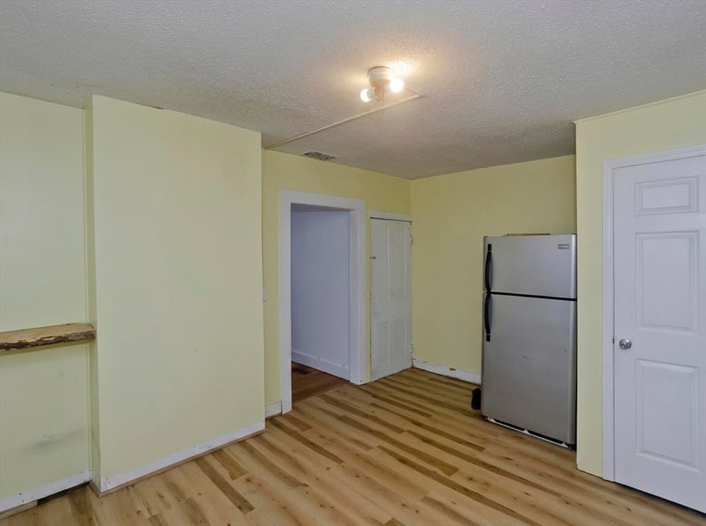 Duplex at 3157-3159 Main Street, Palmer MA 01069, Palmer, photo 5 of 36