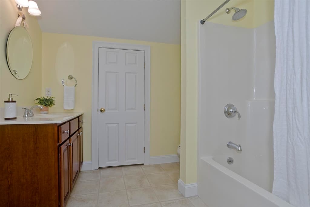 102 Lyman St # 102, South Hadley MA 01075 photo 32