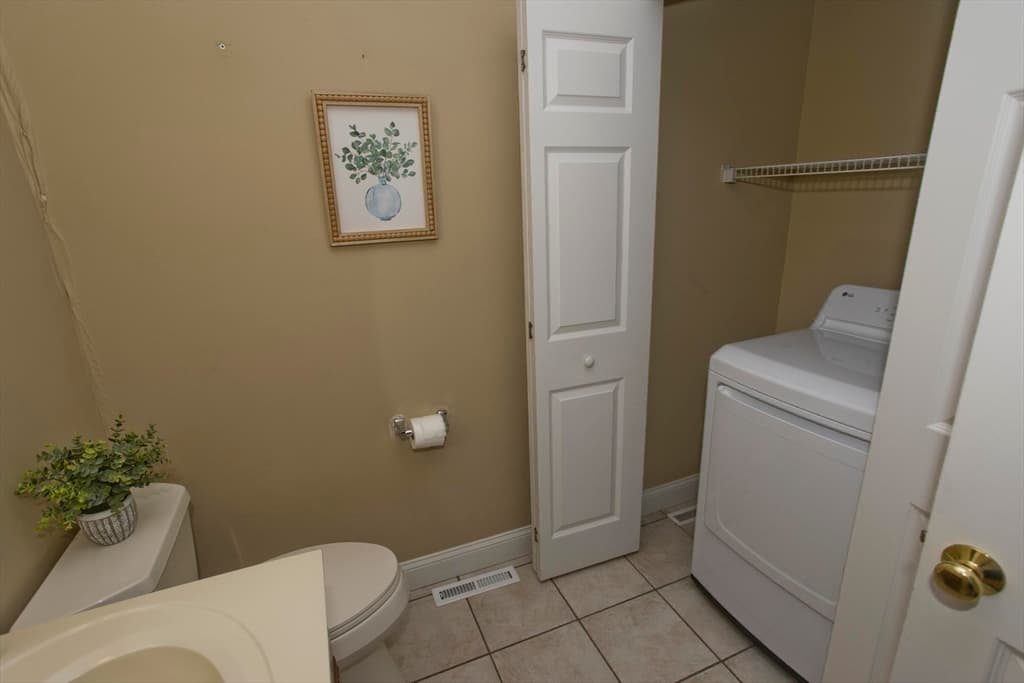 102 Lyman St # 102, South Hadley MA 01075 photo 24