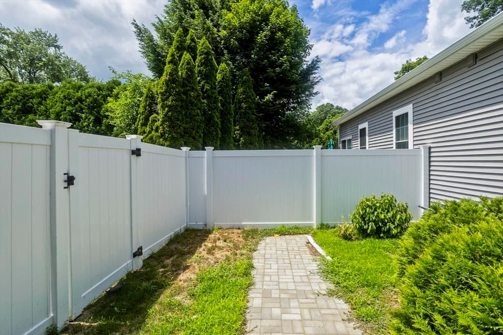 102 Lyman St # 102, South Hadley MA 01075 photo 38
