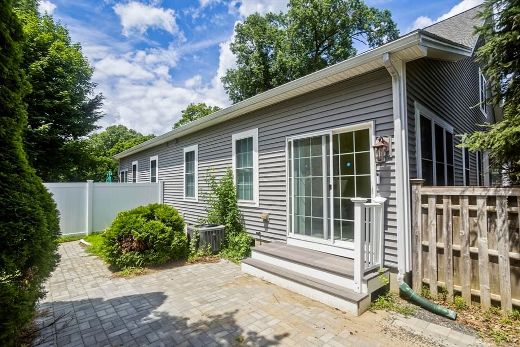 102 Lyman St # 102, South Hadley MA 01075 photo 35