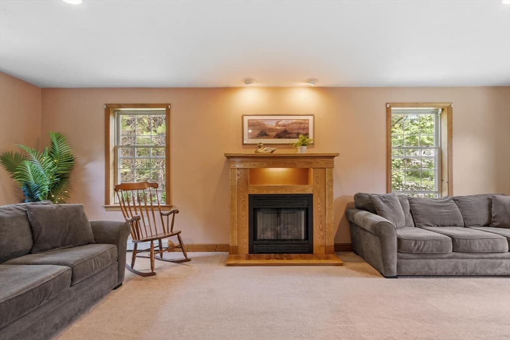 Single Family Residence at 41 Penobscott Ave, Hubbardston MA 01452, Hubbardston, photo 19 of 42
