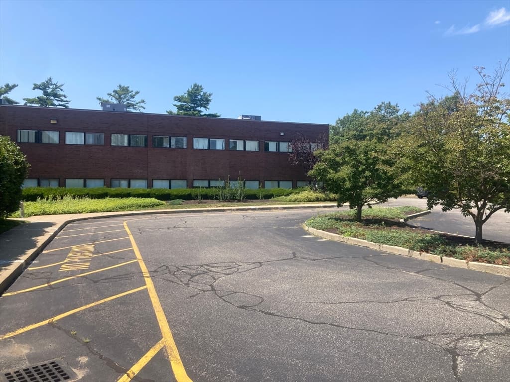 110 Long Pond Rd, Plymouth MA 02360 photo 13