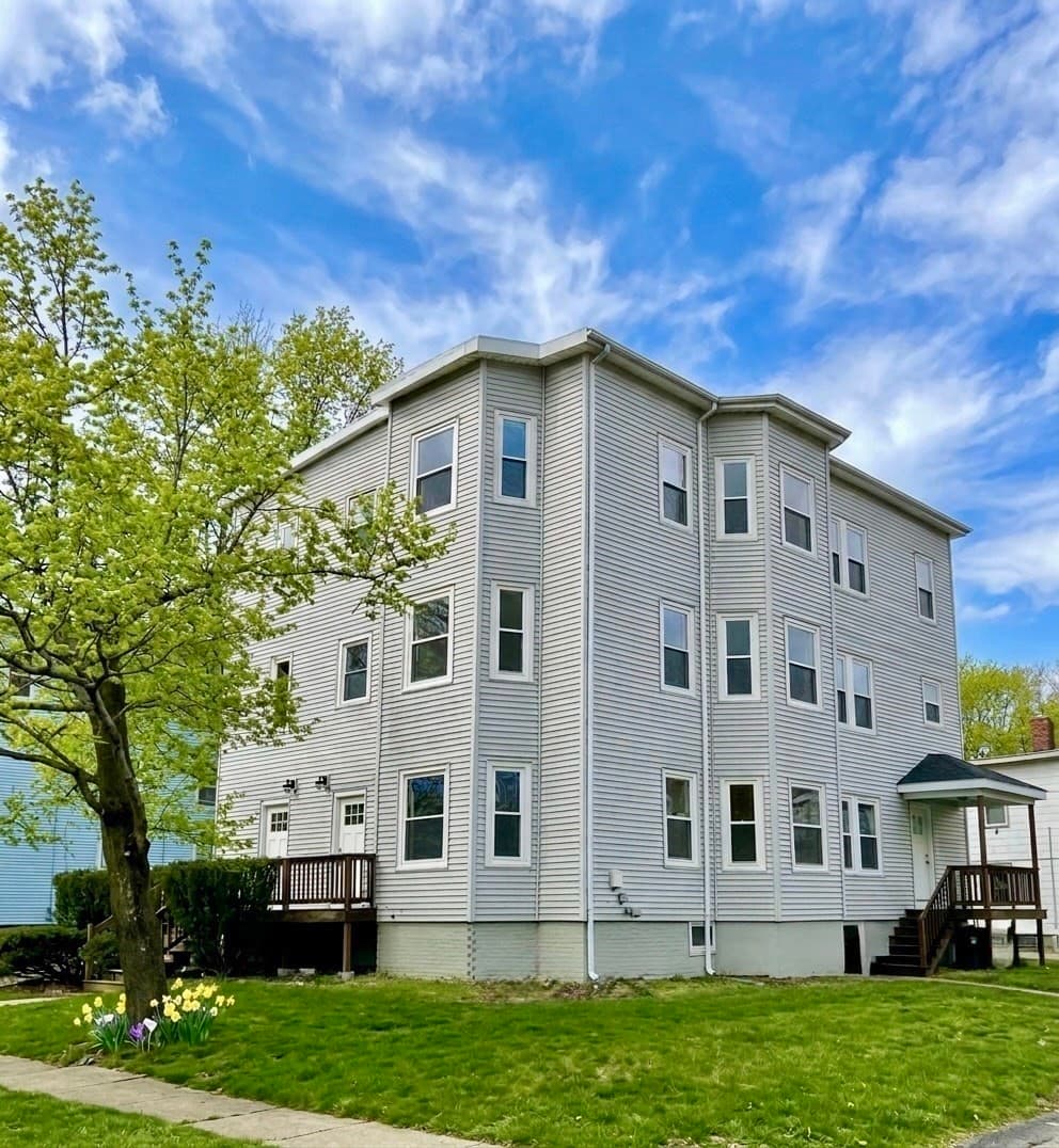218-220 Whitman Ave, Whitman MA 02351