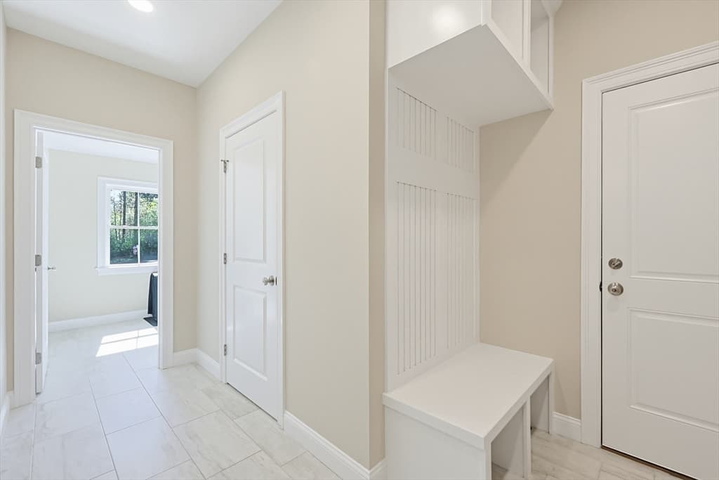 10 Homes Ave, Franklin MA 02038 photo 16