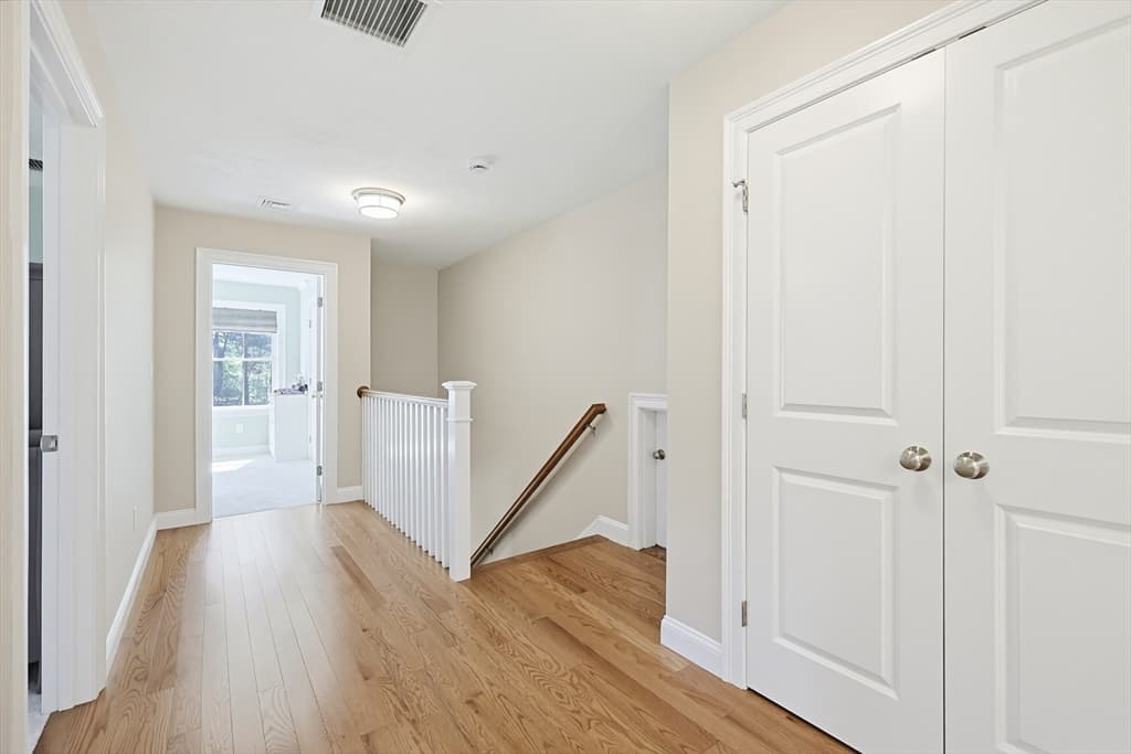 10 Homes Ave, Franklin MA 02038 photo 25