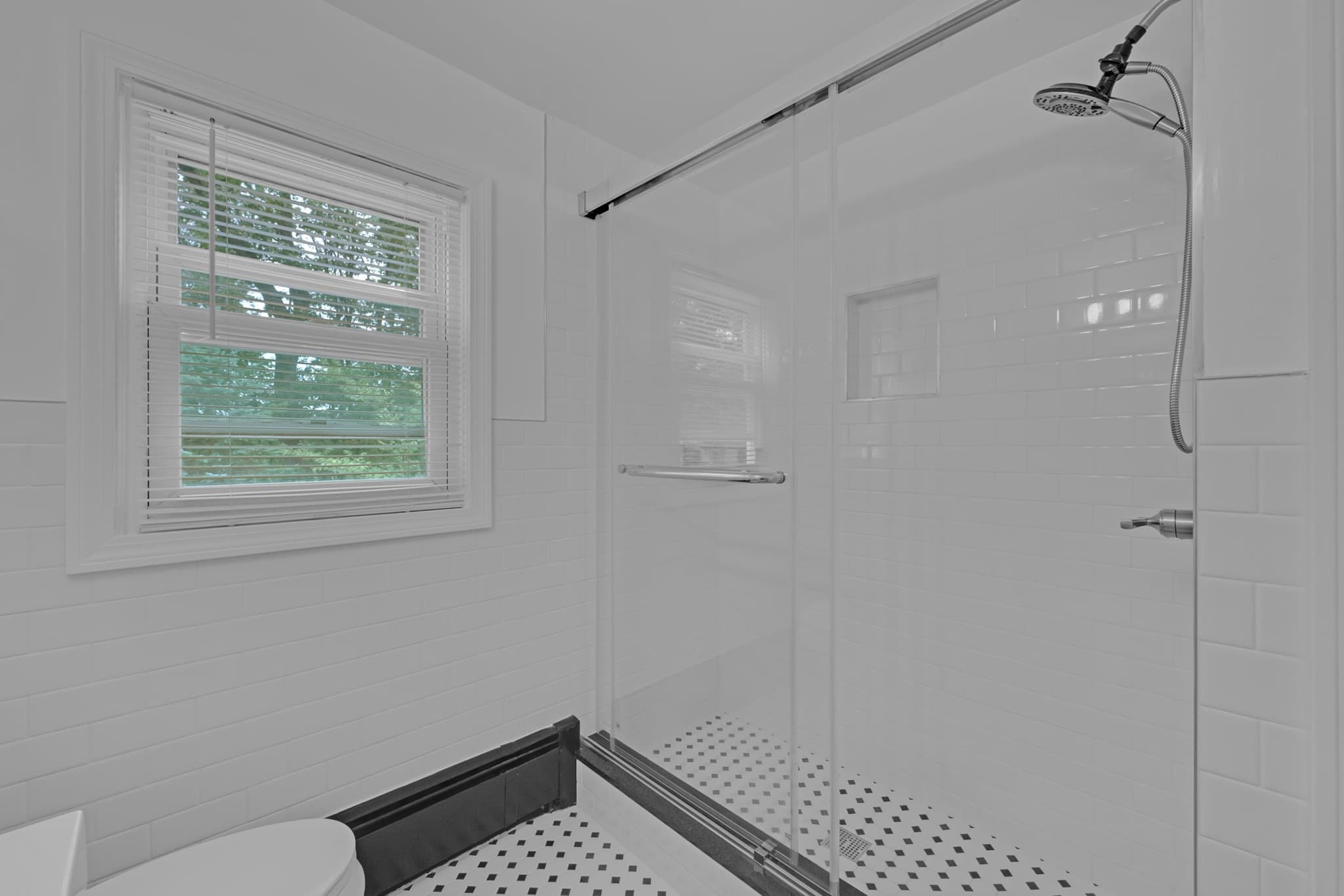 Single Family Residence at 54 Colbert St, Leominster MA 01453, photo 14 of 33