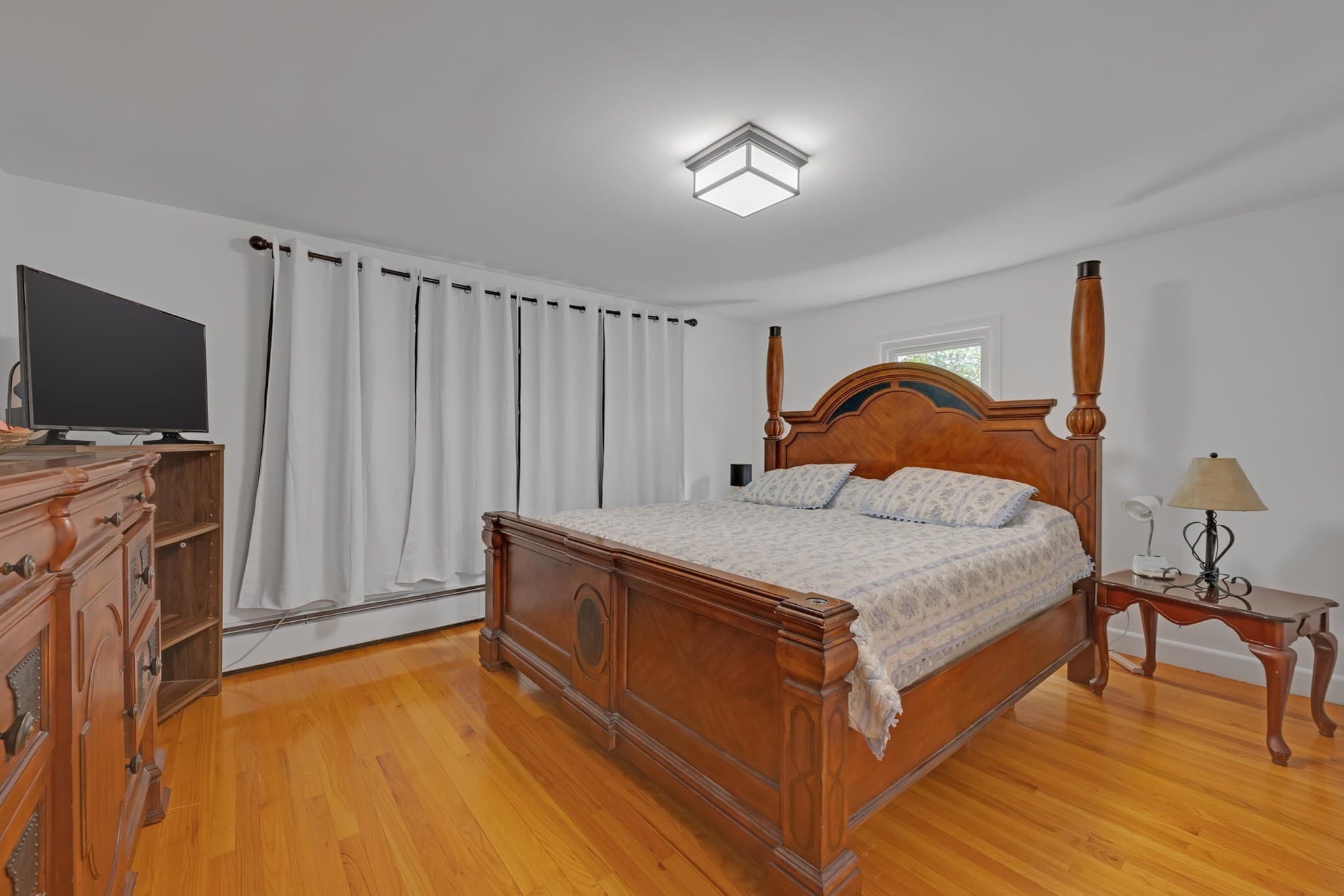 Single Family Residence at 54 Colbert St, Leominster MA 01453, photo 15 of 33