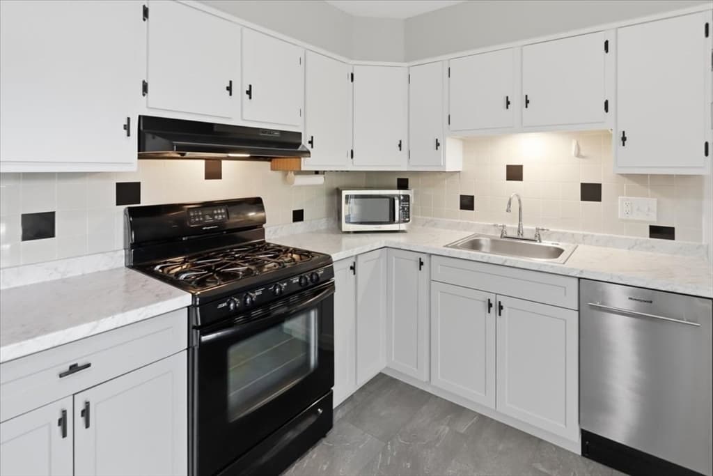 17 Green Dr, Dartmouth MA 02747 photo 17