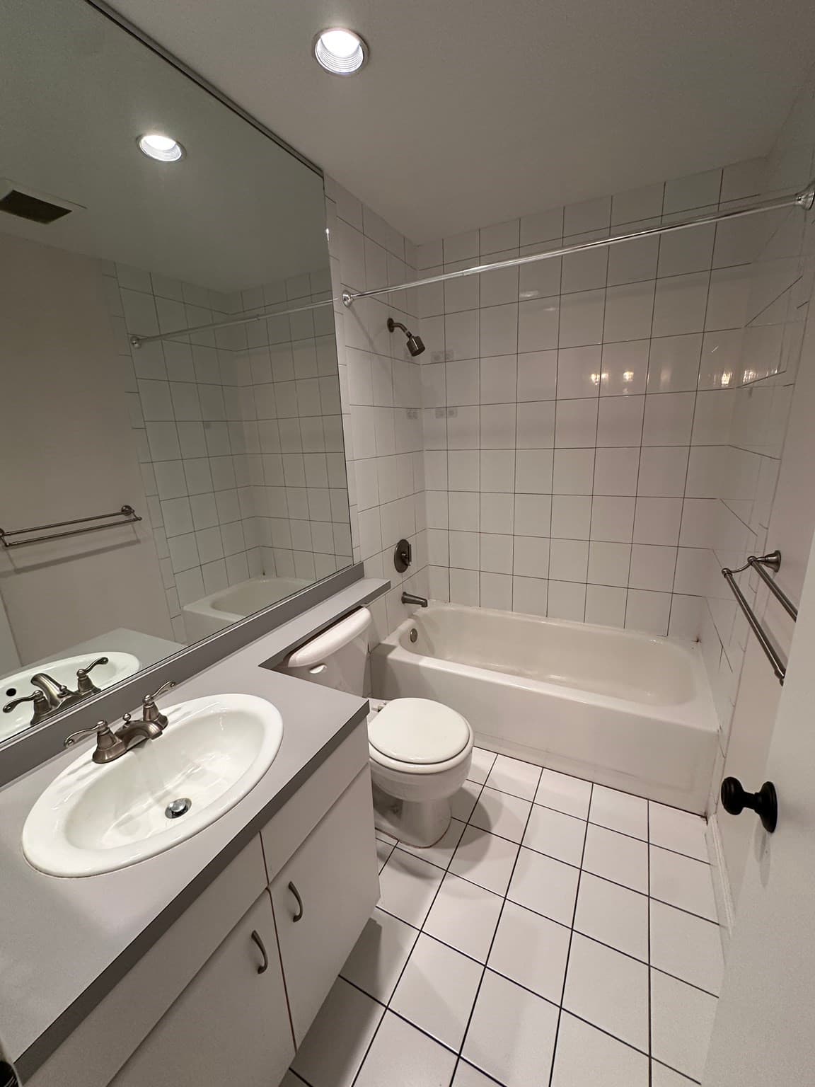 Condominium at 2 Clarendon Street # 24, Boston MA 02116, photo 15 of 15