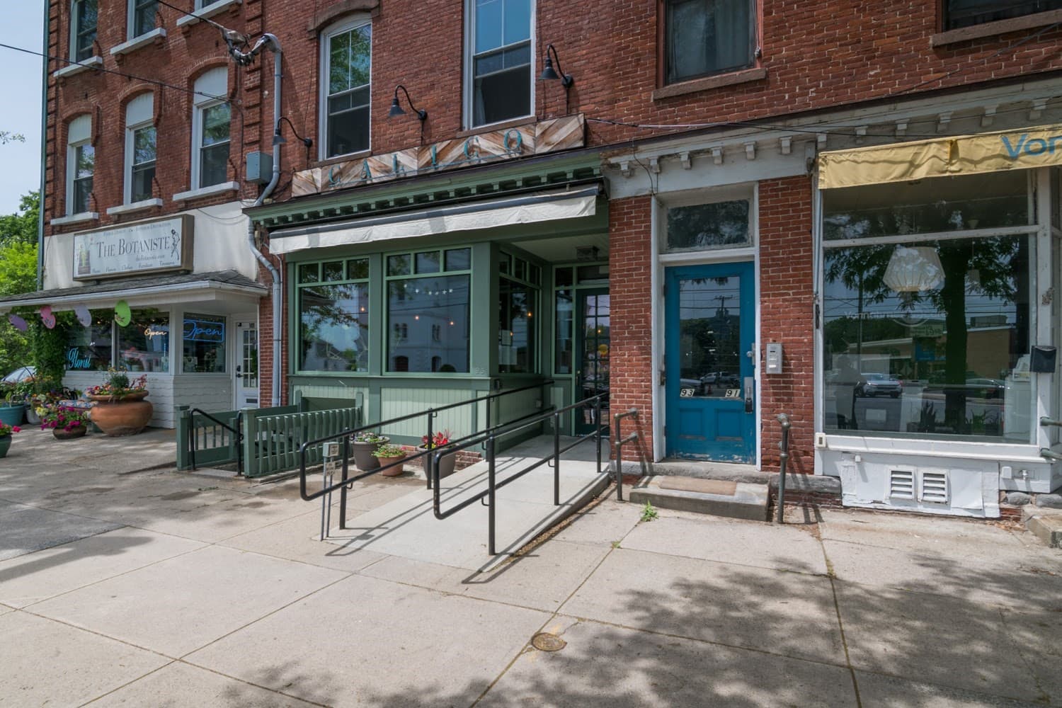 93-95 Main St, Easthampton MA 01027