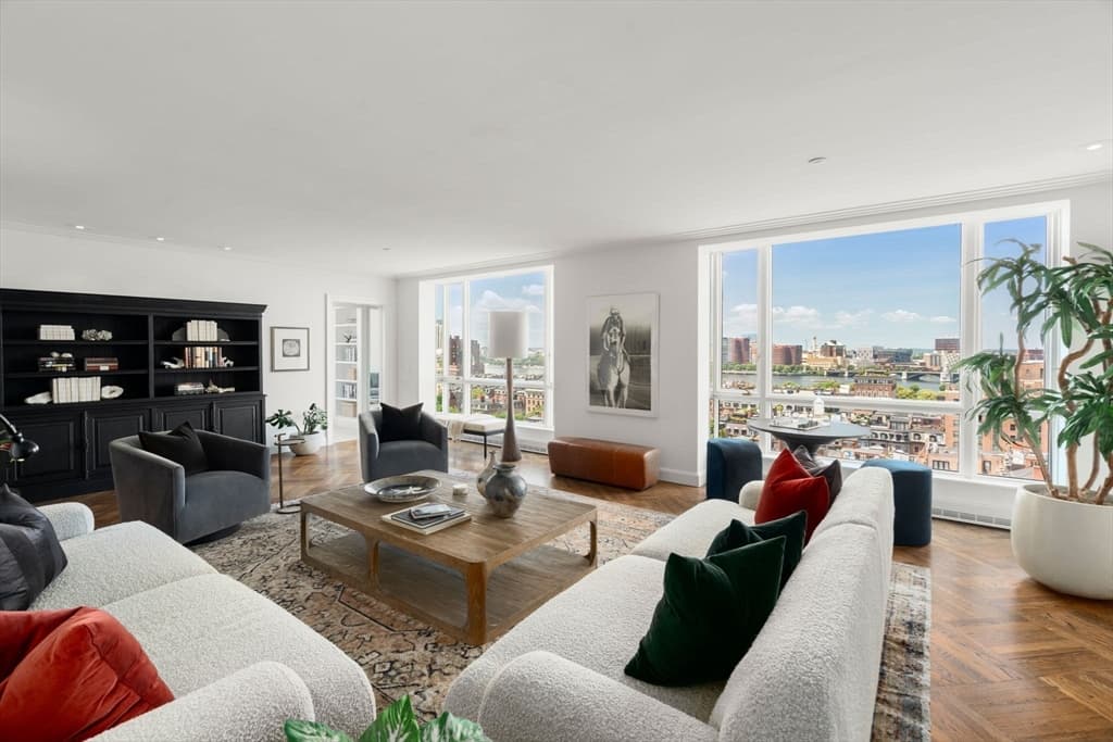 2 Commonwealth Avenue, Boston MA 02116 photo 2