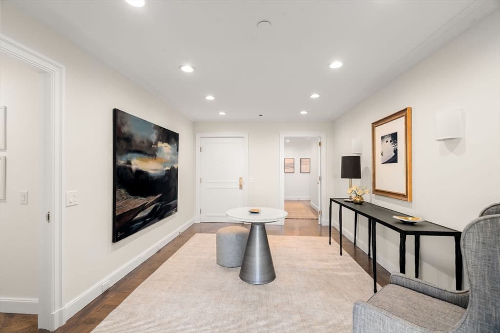 2 Commonwealth Avenue, Boston MA 02116 photo 24