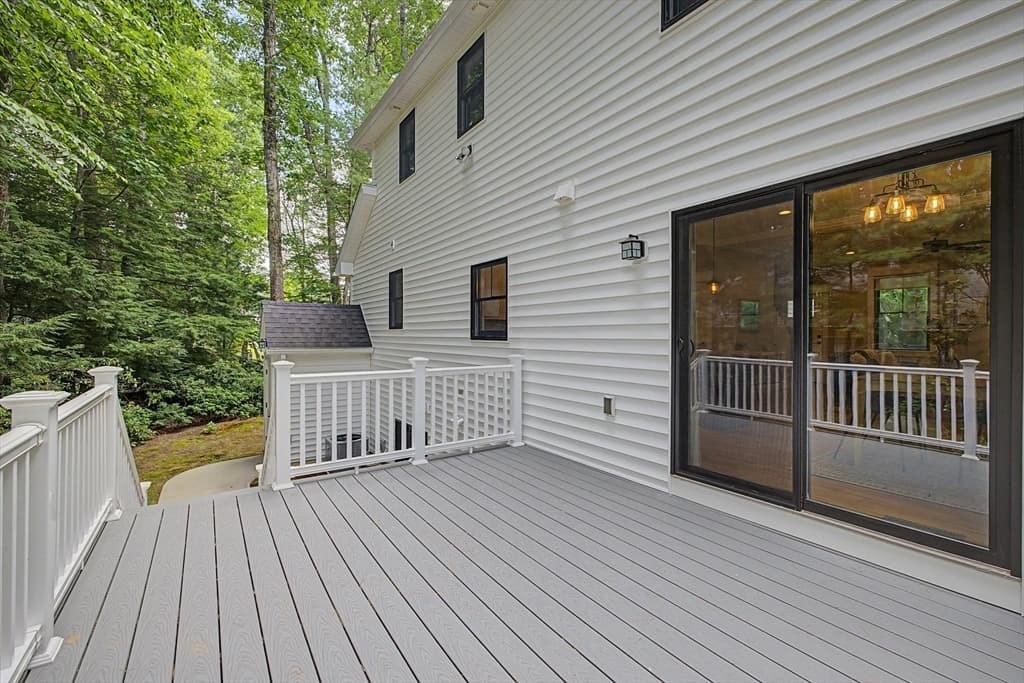 59 Ice Pond Dr, Northampton MA 01062 photo 4