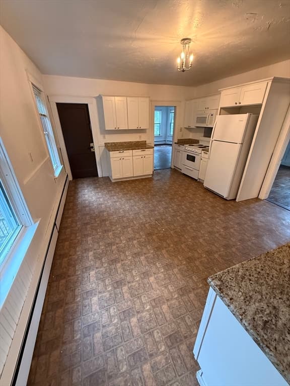 105 Grant St, Gardner MA 01440 photo 7